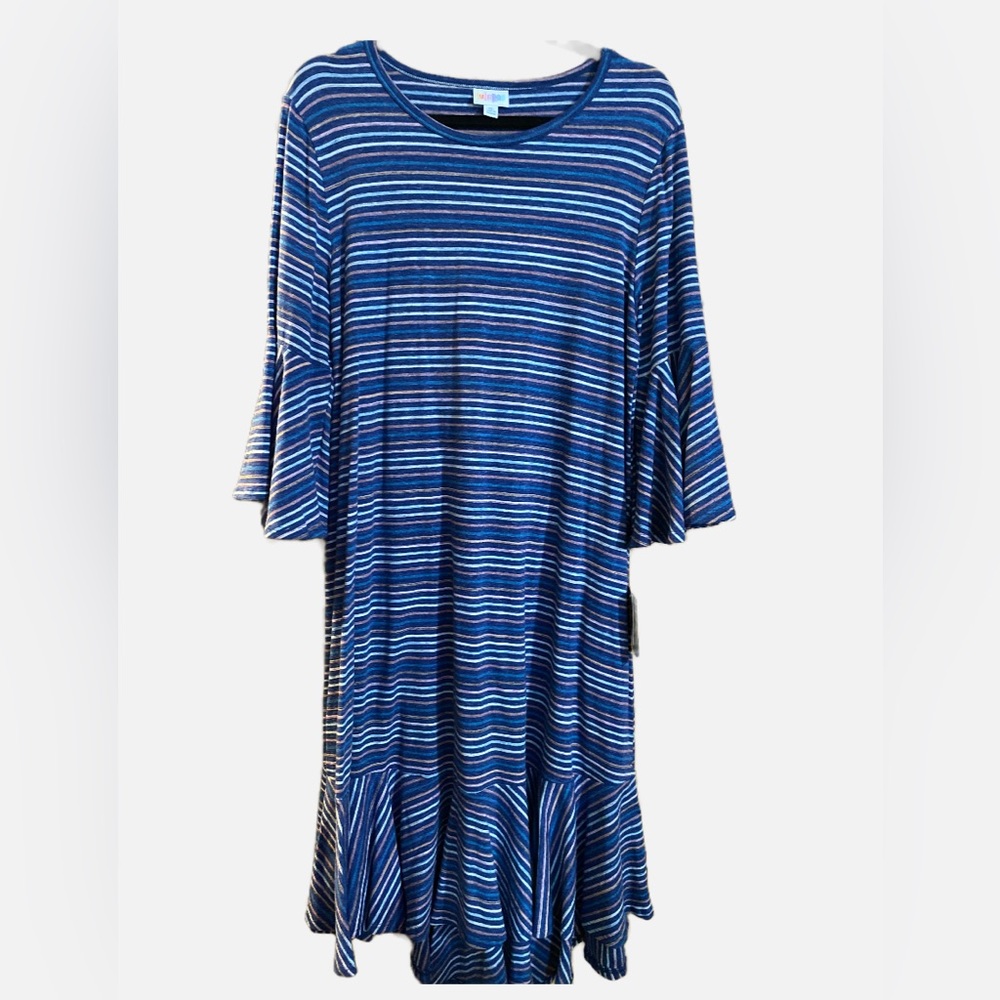 NEW with tags XL LulaRoe Maurine Dress 😍